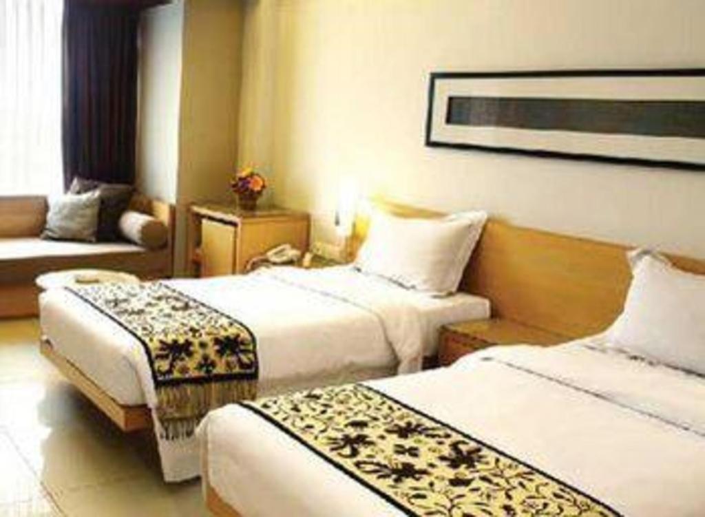 Mitra Hotel